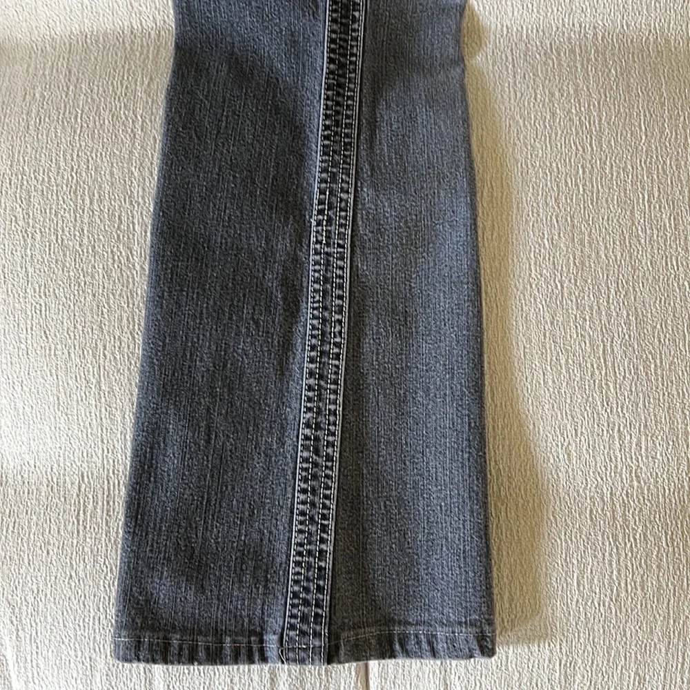 Elie TAHARI Jeans  Size 6 (Tag Missing)  See Measurements Below  EUC - Picture 3 of 9